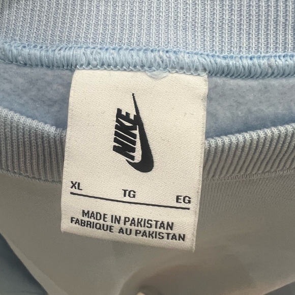 NIKE LIGHT BLUE SWEATER SIZE XL - Picture 3 of 4